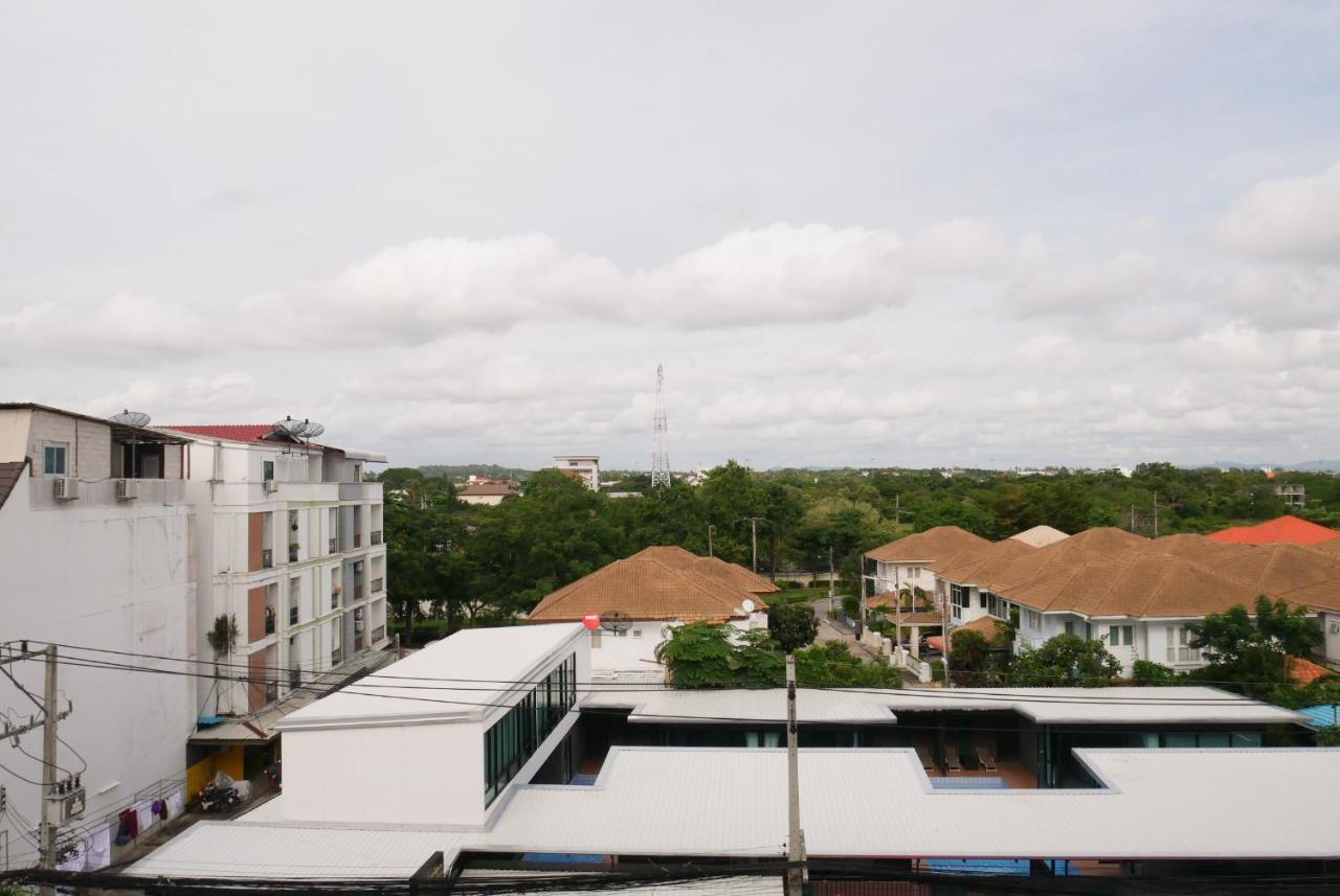 Seven Seas Resort Pattaya & Sofa Bed Bãi biển Jomtien Ngoại thất bức ảnh