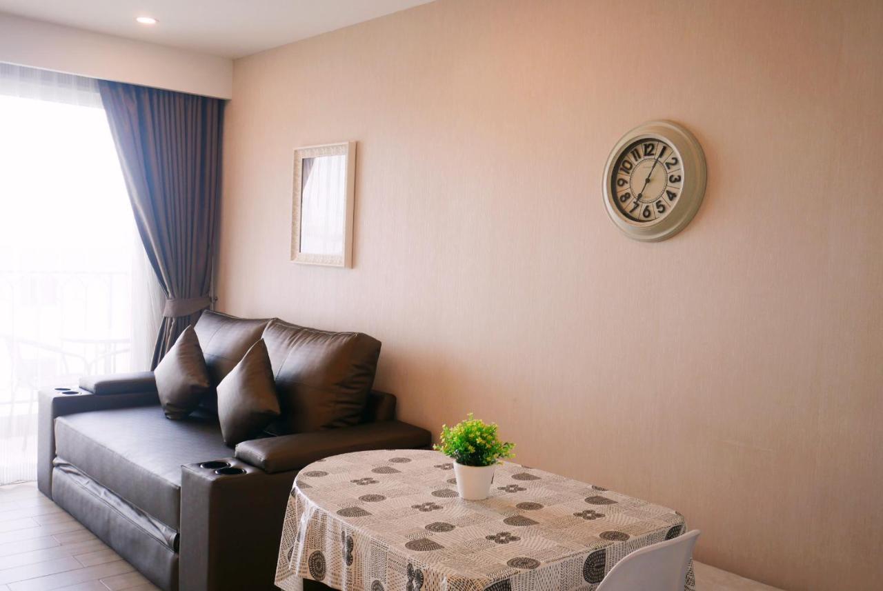 Seven Seas Resort Pattaya & Sofa Bed Bãi biển Jomtien Ngoại thất bức ảnh