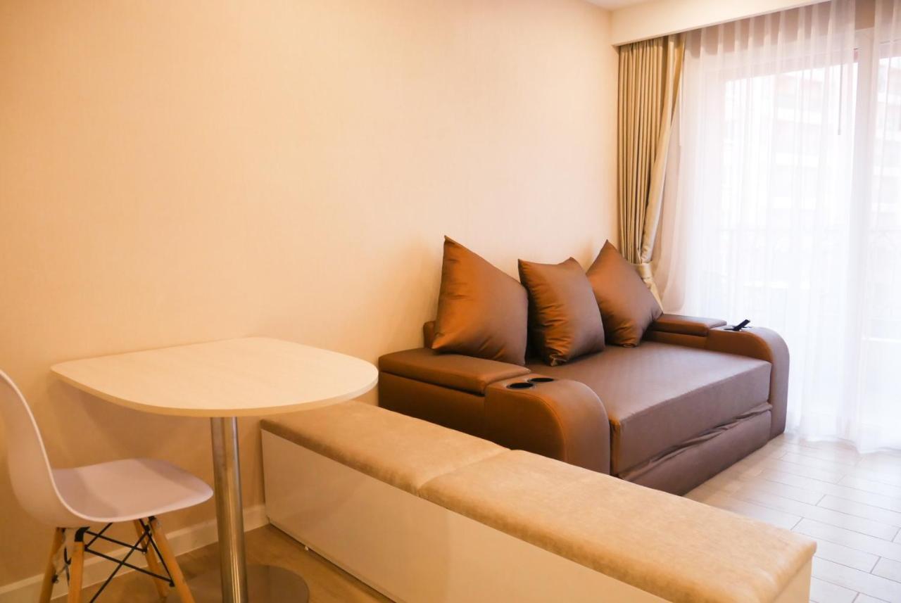 Seven Seas Resort Pattaya & Sofa Bed Bãi biển Jomtien Ngoại thất bức ảnh
