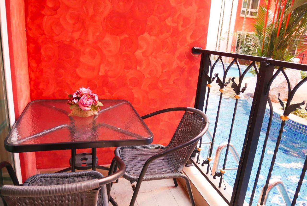 Seven Seas Resort Pattaya & Sofa Bed Bãi biển Jomtien Ngoại thất bức ảnh